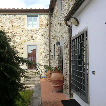 2 Bedrooms With Private Pool Jacuzzi And Furnished Terrace At Villa Calenzano